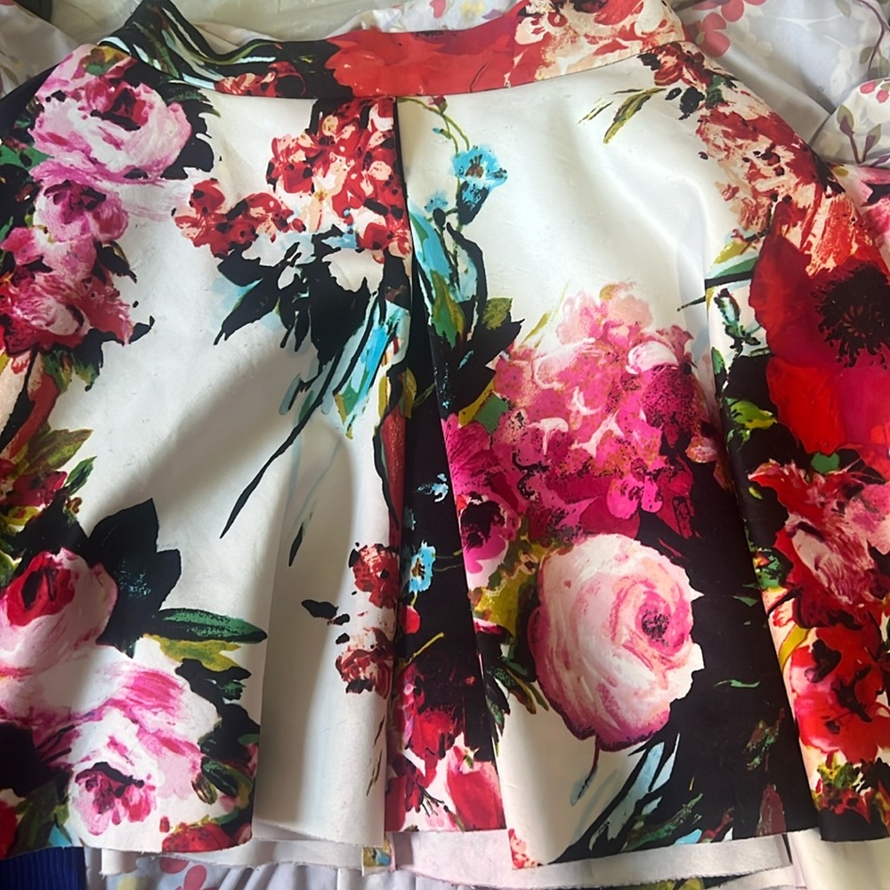 Lord & Taylor floral pleated skirt